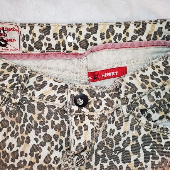 Cheetah print shorts - Picture 3 of 3